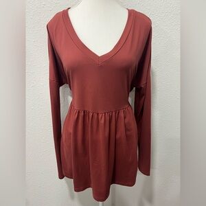 ENTRO Vneck Babydoll Top EUC